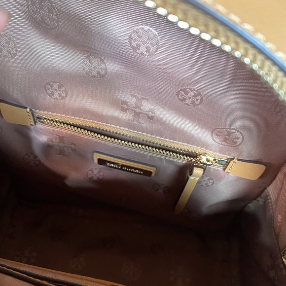Tory burch backpack - Picture 3 of 7